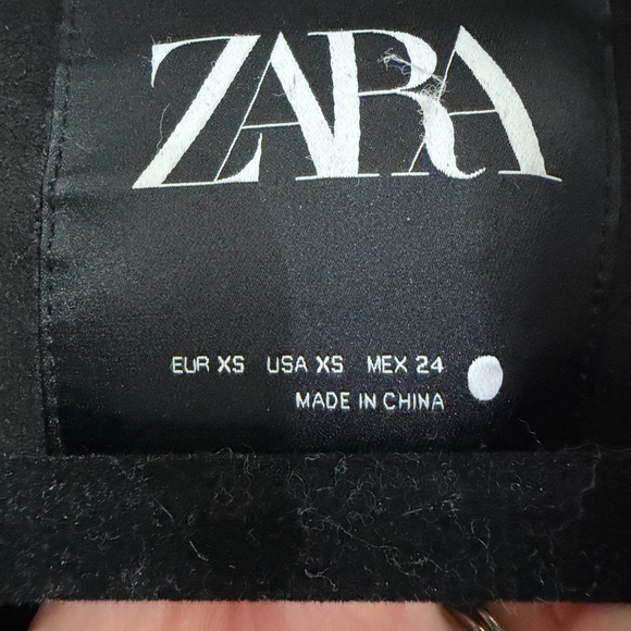 Zara Cream Teddy Jacket with Black Accents - Picture 4 of 5